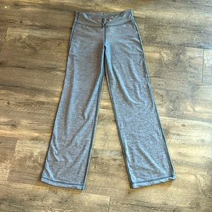 Lululemon wide leg women’s pants size 6